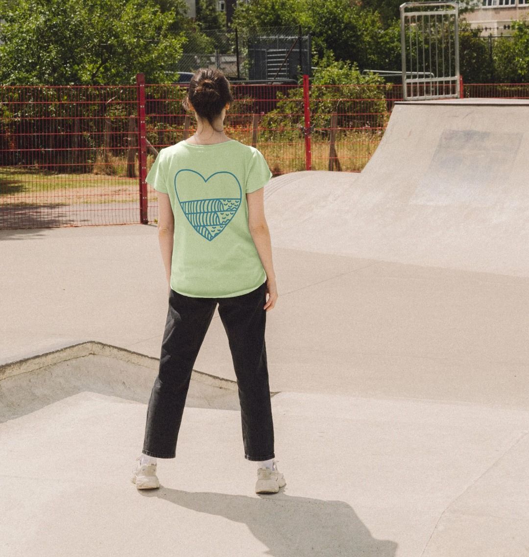Nomad IOW V neck T shirt "Hearty"
