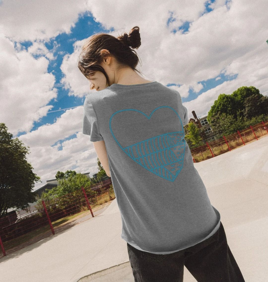 Nomad IOW V neck T shirt "Hearty"